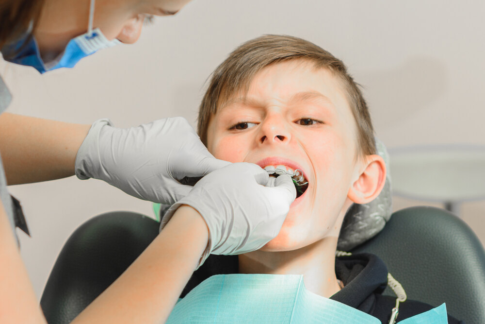 dentist near valencia
